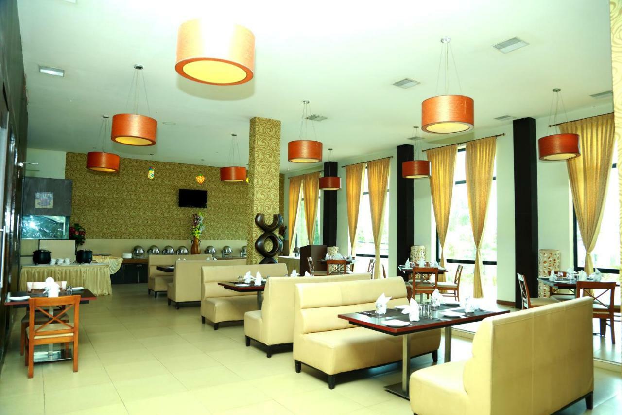 Srm Hotel Thoothukudi Kültér fotó
